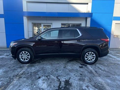 Used 2020 Chevrolet Traverse LT w/ Driver Confidence II Package image 11