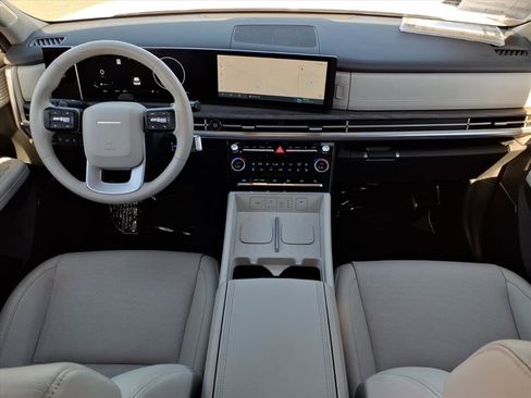 Used 2025 Hyundai Santa Fe Limited image 26