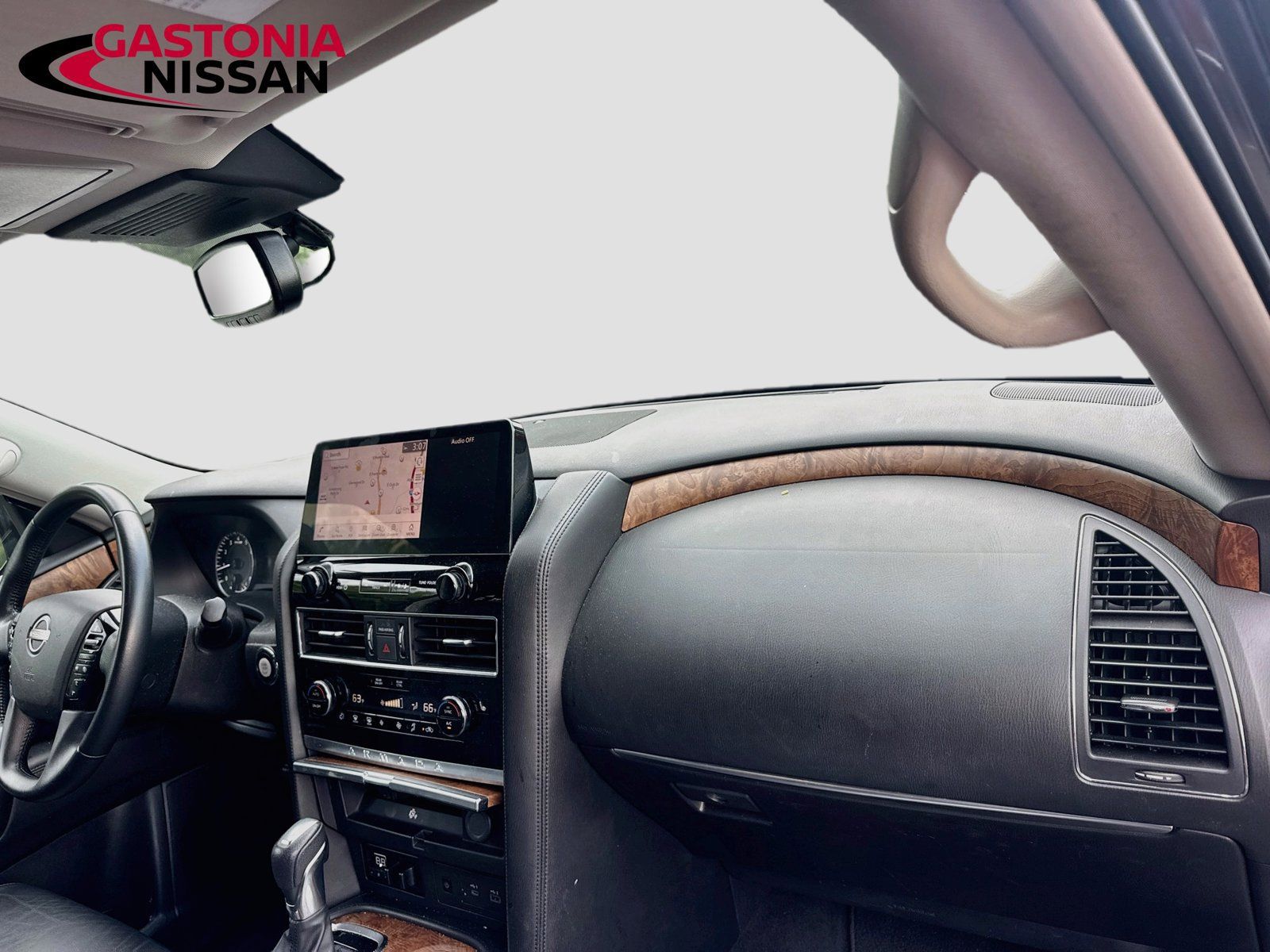 Used 2022 Nissan Armada SL w/ Captain's Chairs Package RWD image 36