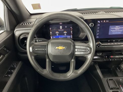 Used 2023 Chevrolet Colorado W/T RWD image 12