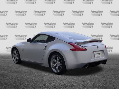 Used 2011 Nissan 370Z Coupe w/ Sport Pkg RWD image 8