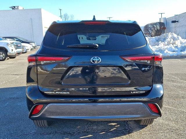 Certified 2026 Toyota Highlander Limited AWD/4WD image 24