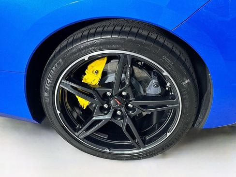 Used 2025 Chevrolet Corvette Stingray Preferred Cpe w/ 2LT RWD image 29