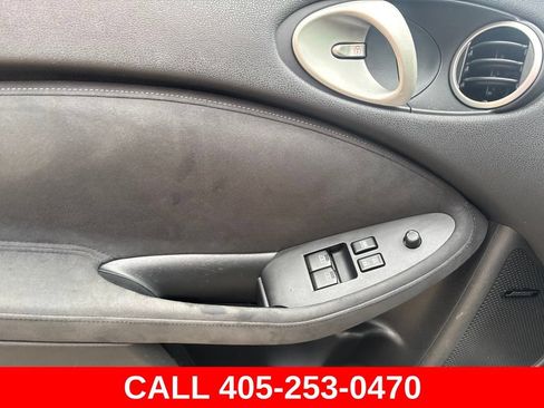 Used 2013 Nissan 370Z Touring w/ Sport Pkg RWD image 19