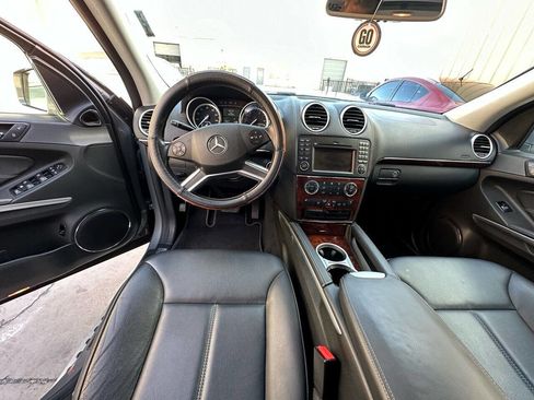 Used 2011 Mercedes-Benz GL 320 BlueTEC 4MATIC image 17
