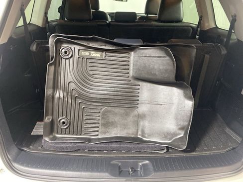 Used 2015 Toyota Highlander Plus image 28