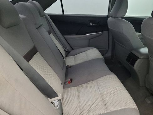 Used 2014 Toyota Camry XLE image 19