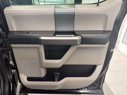 Used 2019 Ford F150 XLT w/ Equipment Group 302A Luxury image 11