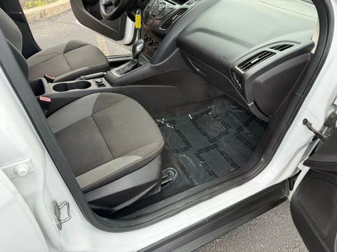 Used 2013 Ford Focus S image 16