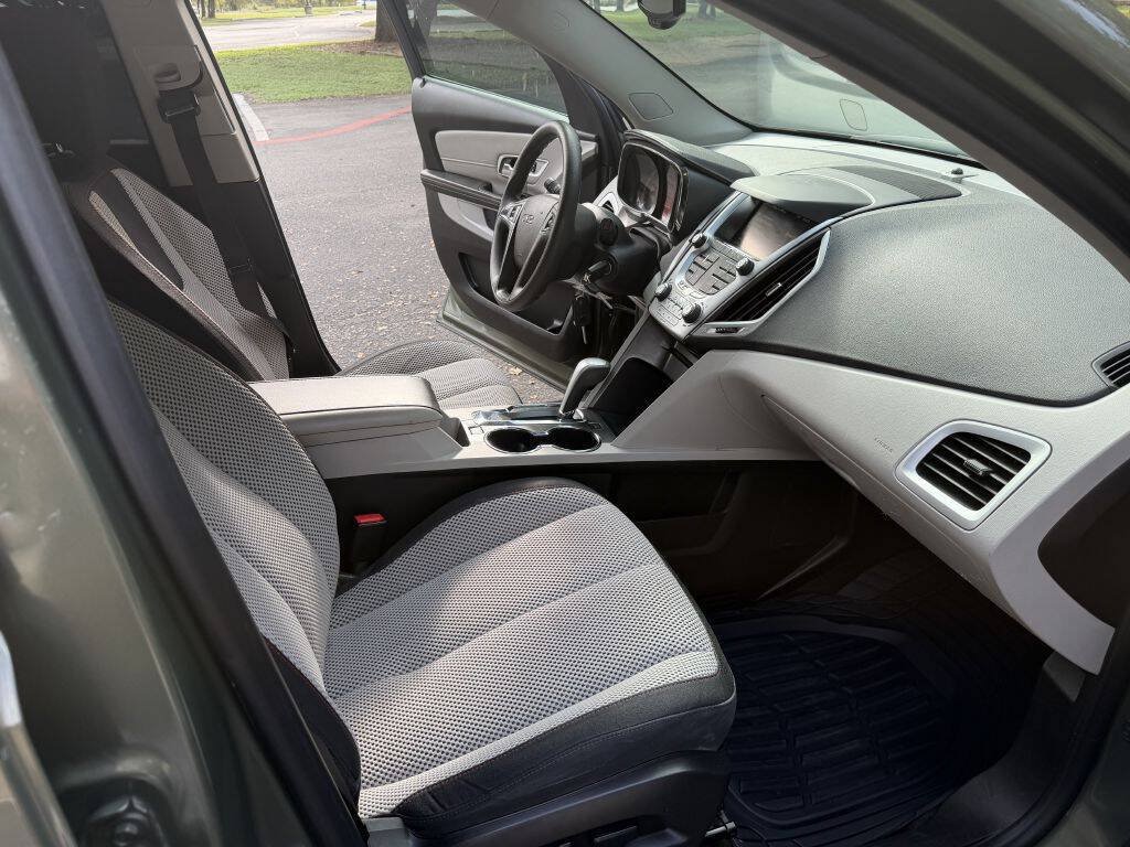 Used 2015 GMC Terrain SLE FWD image 18