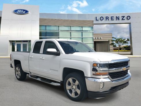 Used 2018 Chevrolet Silverado 1500 LT w/ All Star Edition image 3