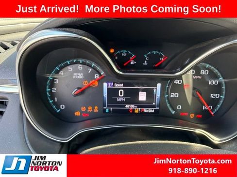 Used 2017 Chevrolet Impala LT w/ Leather Package FWD image 9