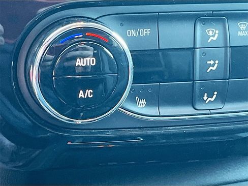 Used 2024 Chevrolet TrailBlazer LT w/ Convenience Package image 20