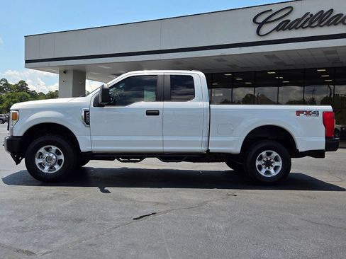 Used 2021 Ford F250 XL w/ Power Equipment Group AWD/4WD image 2
