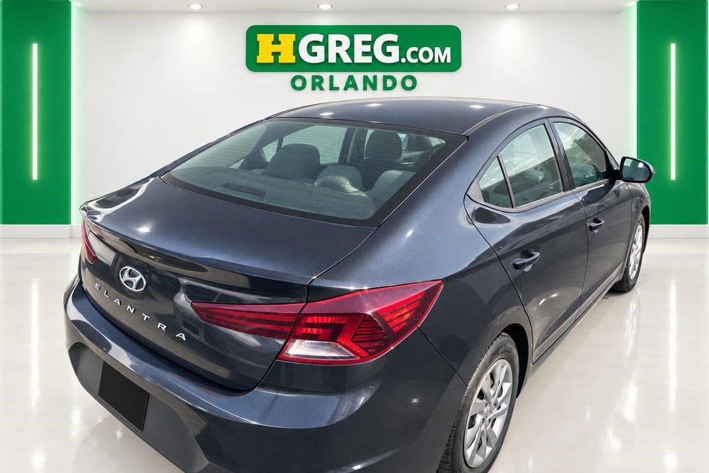 Used 2020 Hyundai Elantra SE FWD image 6