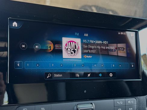 Used 2024 Mercedes-Benz Sprinter 144 Cargo image 19