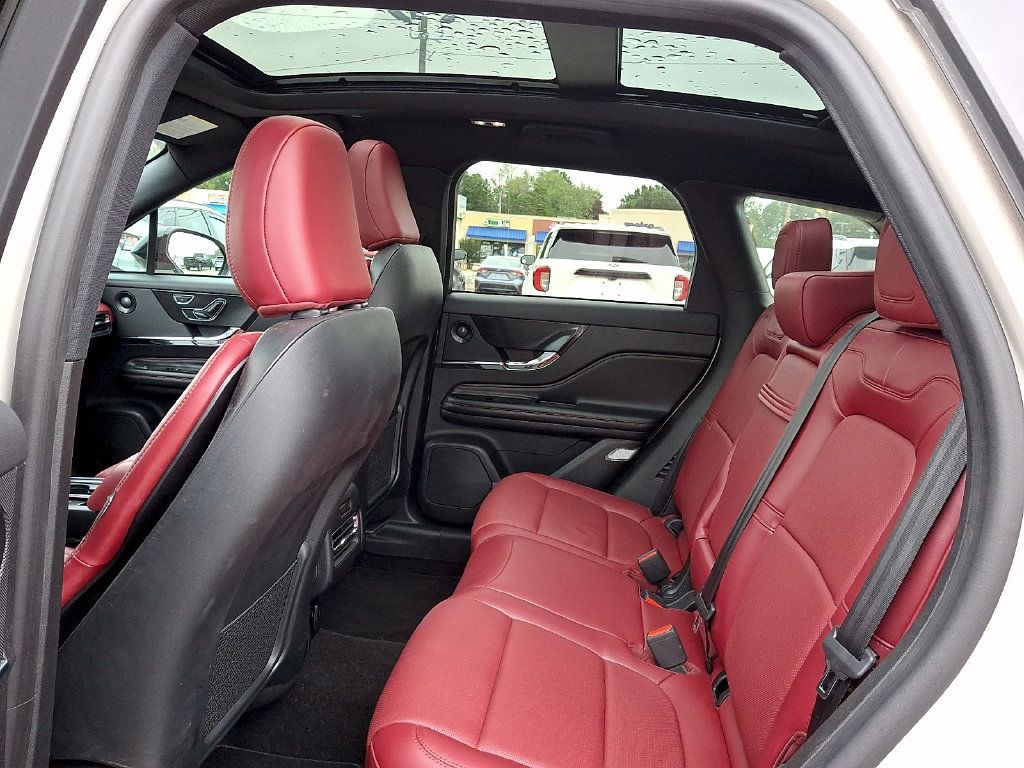 Used 2023 Lincoln Corsair Reserve w/ Equipment Group 202A AWD/4WD image 9
