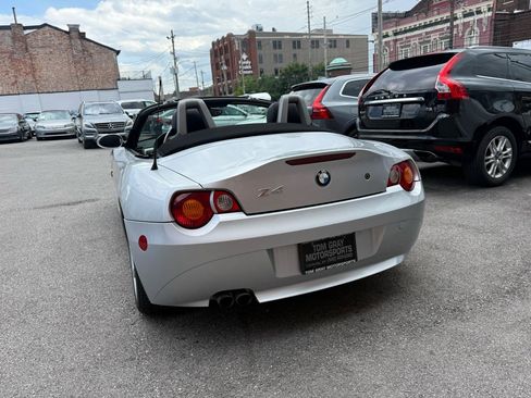 Used 2003 BMW Z4 3.0i RWD image 4