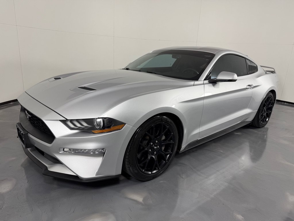 Used 2018 Ford Mustang Premium w/ Ecoboost Performance Package RWD image 9
