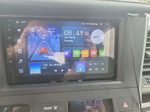 Used 2017 Toyota Sienna XLE w/ XLE Navigation Package FWD image 13