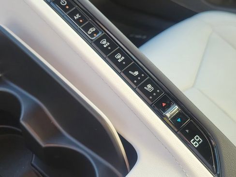 Used 2023 Chevrolet Corvette Stingray Preferred Conv w/ 2LT image 22