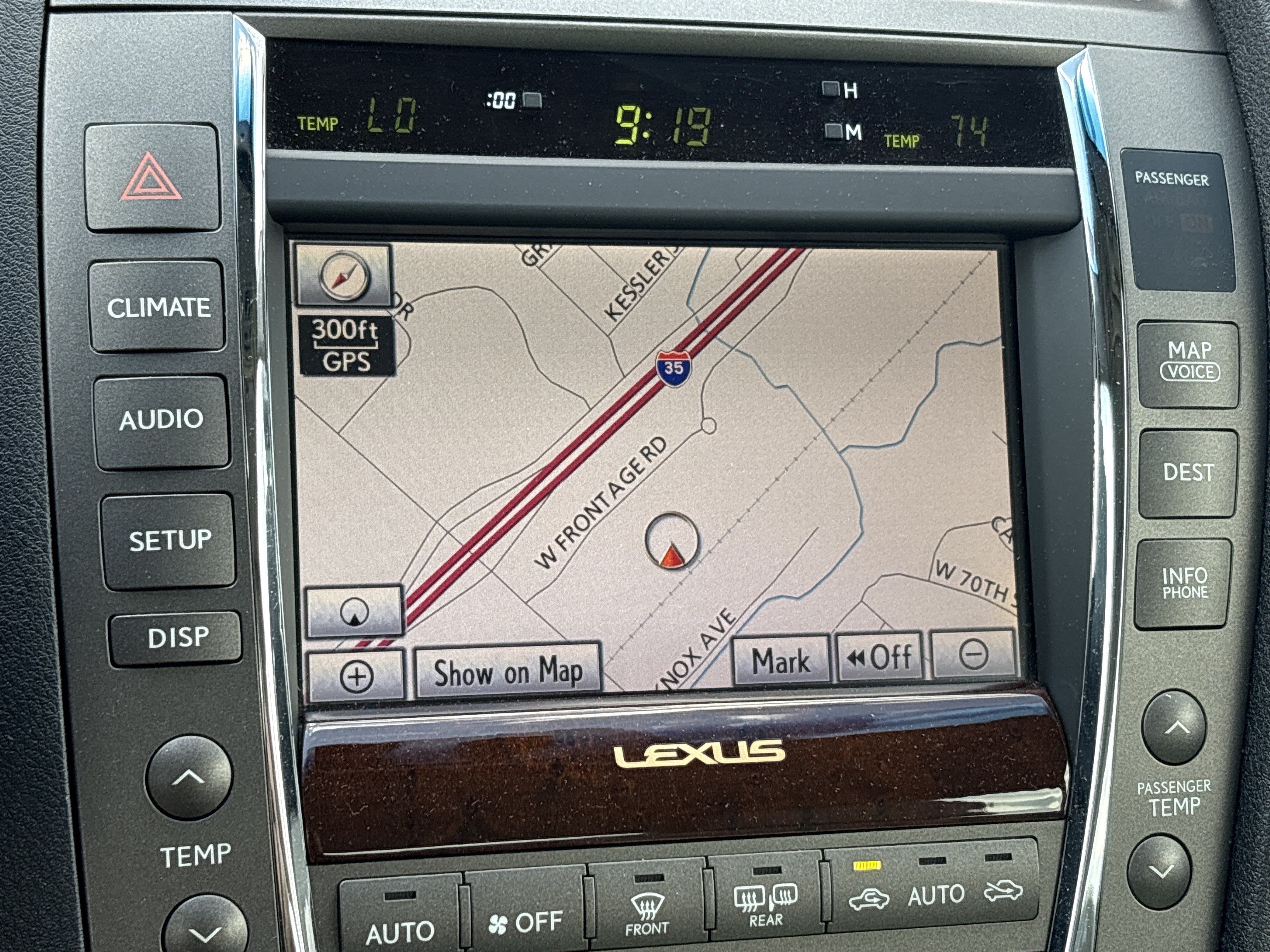 Used 2011 Lexus ES 350 w/ Preferred Accessory Package FWD image 24