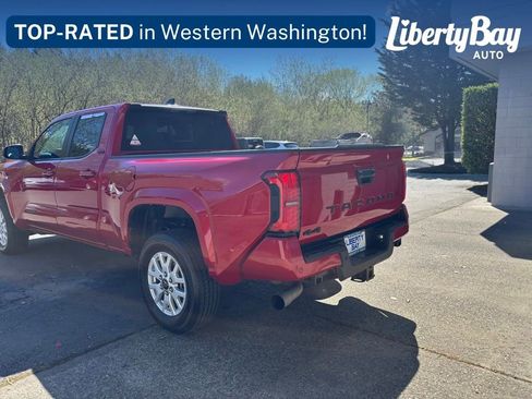 Used 2024 Toyota Tacoma SR5 AWD/4WD image 4