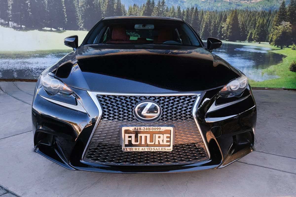 Used 2014 Lexus IS 250 w/ F-Sport Package RWD image 2