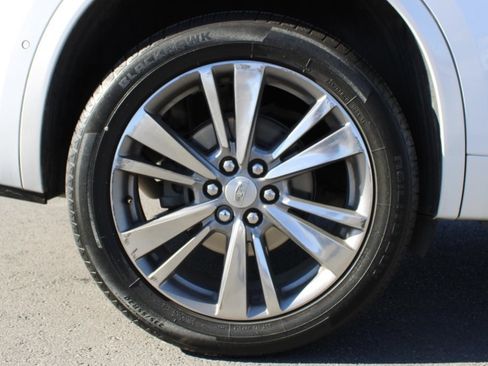 Used 2022 Cadillac XT6 Premium Luxury w/ Technology Package image 12