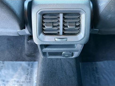 Used 2019 Volkswagen Tiguan S w/ Driver Assistance Package image 18