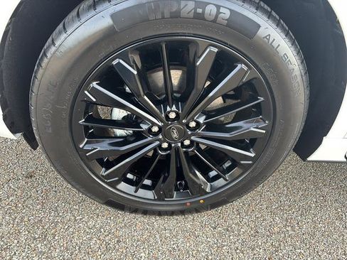 Certified 2023 Ford Escape ST-Line Elite w/ Premium Technology Package image 9