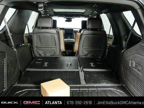 Certified 2026 GMC Yukon Denali Ultimate AWD/4WD image 35