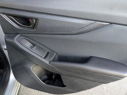 Used 2021 Subaru Crosstrek 2.0i Premium image 29