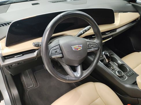 Used 2024 Cadillac XT4 Premium Luxury image 24