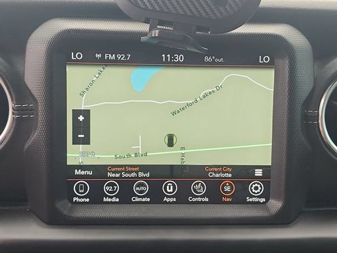 Used 2021 Jeep Wrangler Unlimited Sahara AWD/4WD image 14