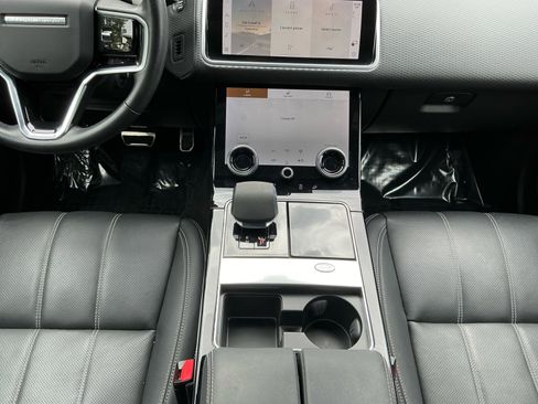 Used 2023 Land Rover Range Rover Velar R-Dynamic S image 10