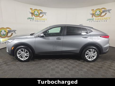 Certified 2025 Buick Envista Preferred w/ Convenience I Package image 4