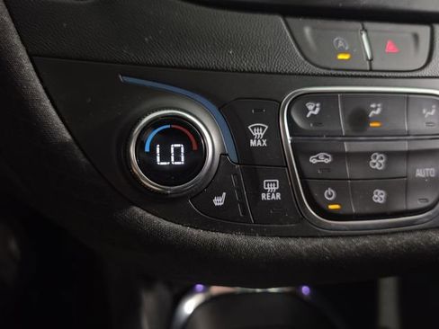 Used 2023 Chevrolet Malibu LT FWD image 15