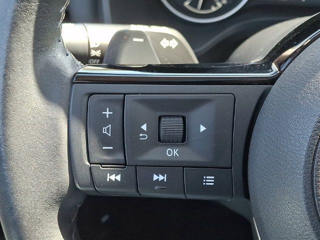 Used 2023 Nissan Rogue SL AWD/4WD image 21