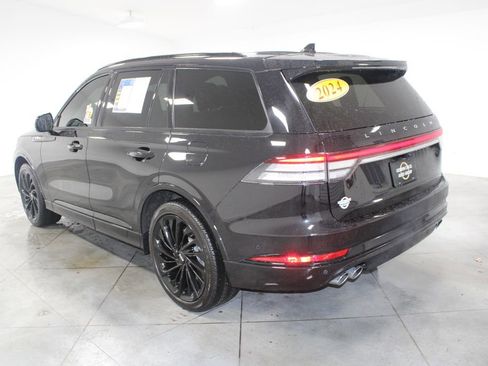 Used 2024 Lincoln Aviator Reserve w/ Equipment Group 201A image 7
