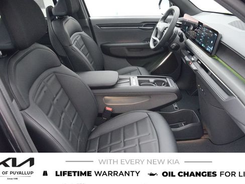 New 2026 Kia EV9 Land w/ Nightfall Edition Package AWD/4WD image 16