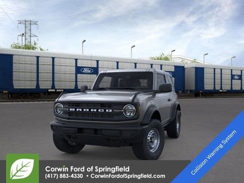 New 2026 Ford Bronco 2-Door image 2