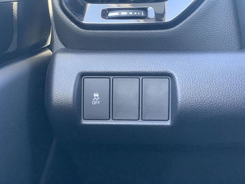 Used 2025 Honda Pilot Sport image 15