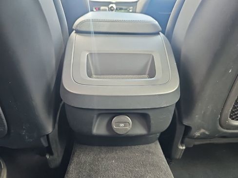 Used 2024 Volvo S60 B5 Core FWD image 32