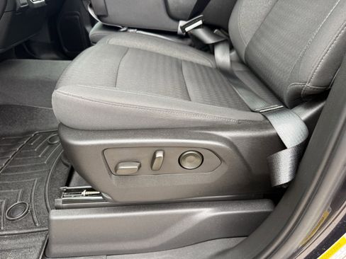 Used 2022 Chevrolet Silverado 1500 Custom RWD image 26