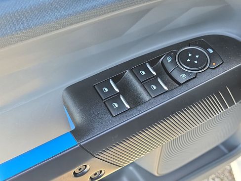 Certified 2025 Ford Maverick Lobo image 13