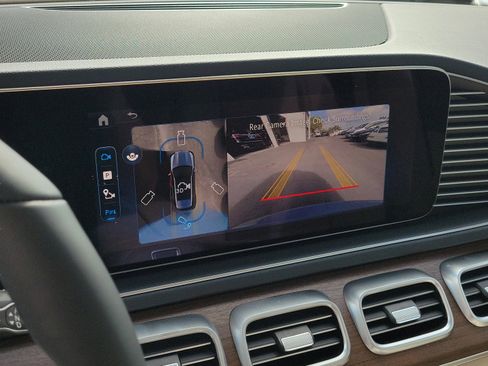 New 2026 Mercedes-Benz GLE 450 4MATIC image 33