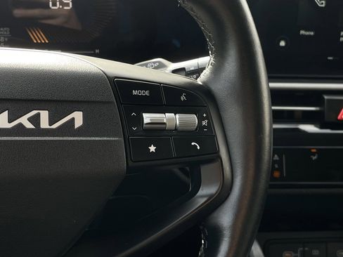 Used 2026 Kia Sportage LX image 14