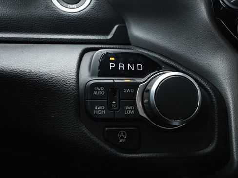 Certified 2025 RAM 1500 Big Horn AWD/4WD image 16