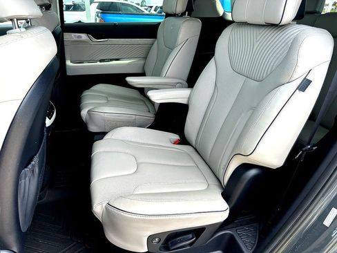 Used 2024 Hyundai Palisade Calligraphy FWD image 21